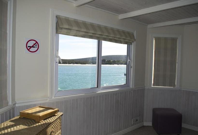 Hotel Kraalbaai Luxury House Boats 16