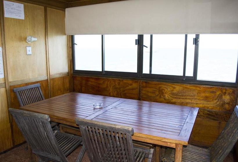 Hotel Kraalbaai Luxury House Boats 7