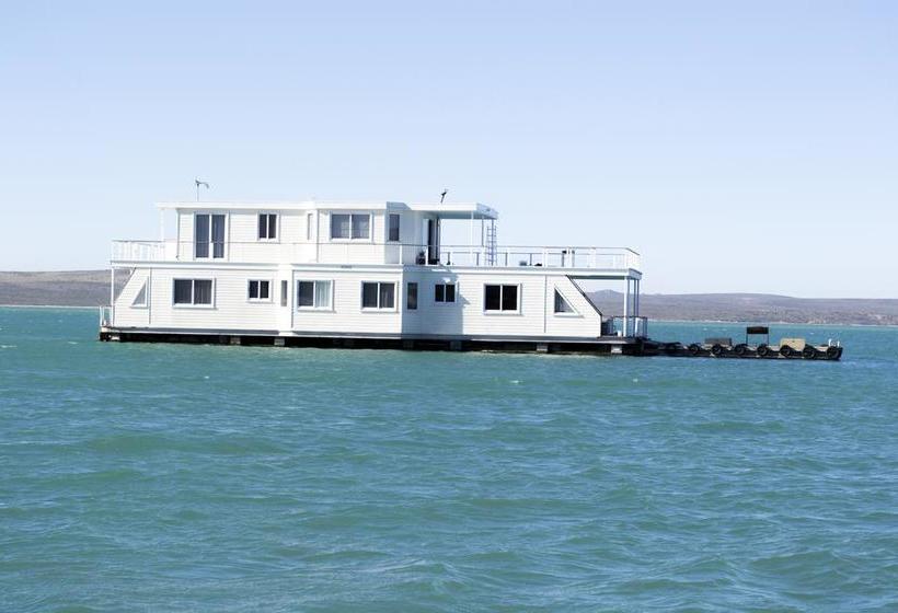 Hotel Kraalbaai Luxury House Boats 8