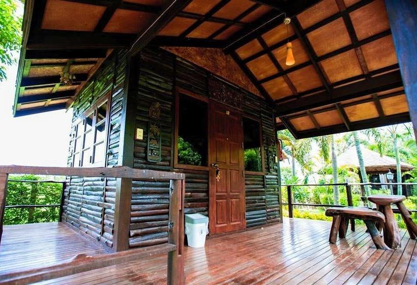 Sapphayaklangna Resort 17