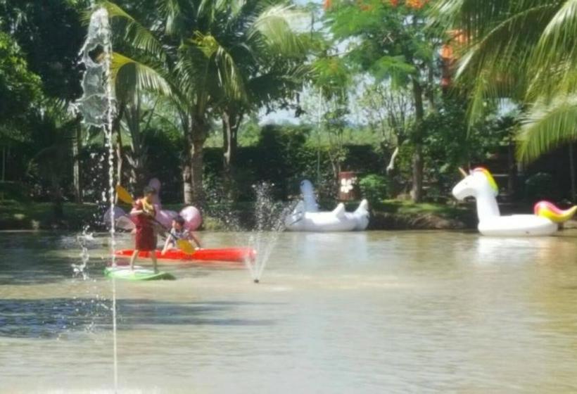 Sapphayaklangna Resort 2