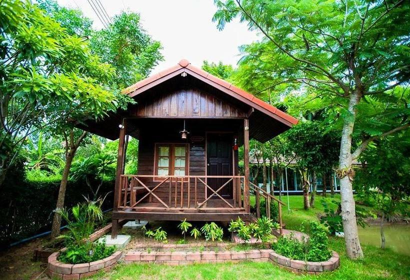 Sapphayaklangna Resort 5