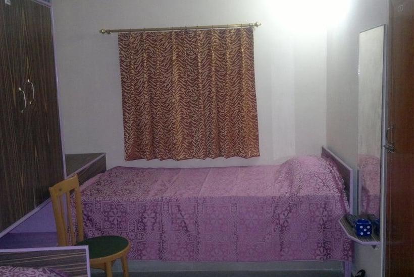 Hotel Jai Hind Jalpan 9