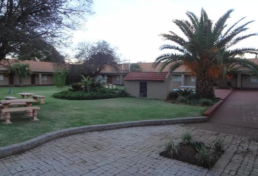 Hotel Ingwe Guest Lodge Gauteng