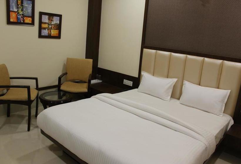 Hotel Anmol Classic 11
