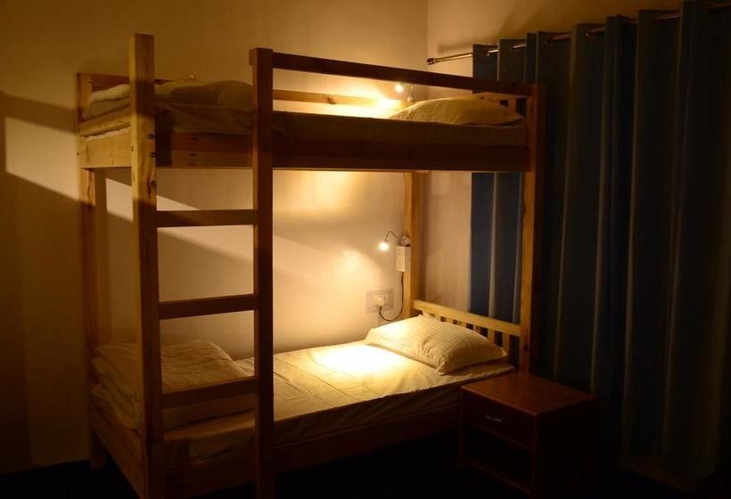 Raybo Hostel & Rooms 11