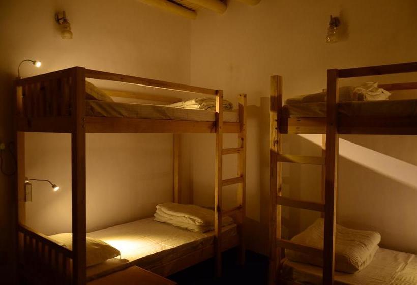 Raybo Hostel & Rooms 14