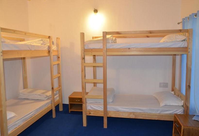 Raybo Hostel & Rooms 16