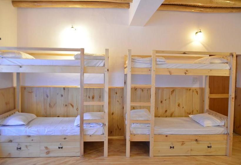 Raybo Hostel & Rooms 9