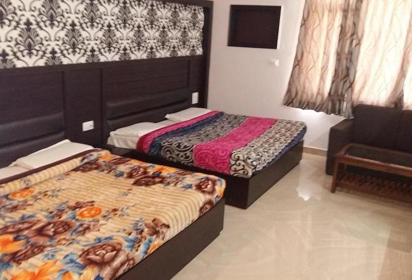 Hotel Kanta International Katra 9