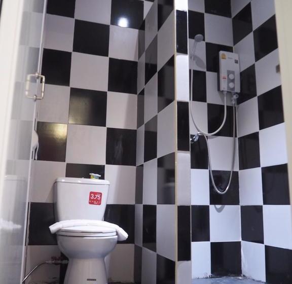 At Night Airport Resort 20