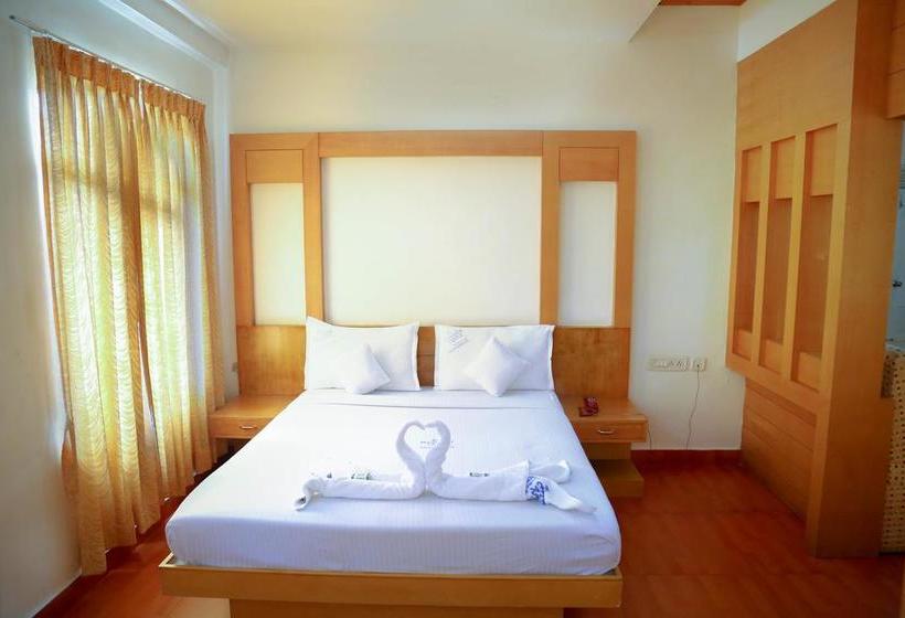 Resort Munnar Castle 1