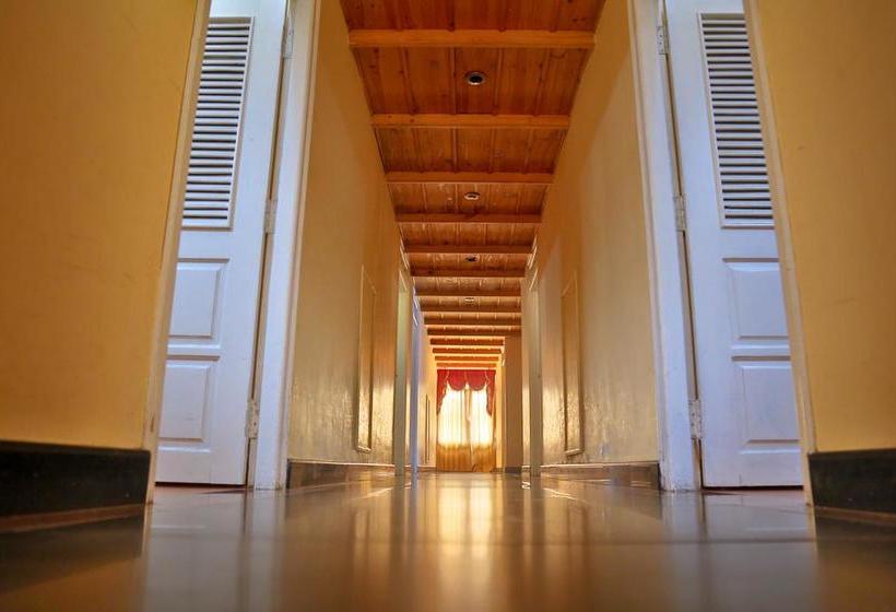 Resort Munnar Castle 4