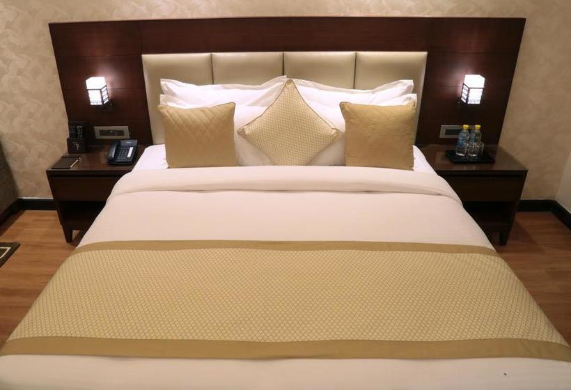 Hotel Regenta Lp Vilas Dehradun 17