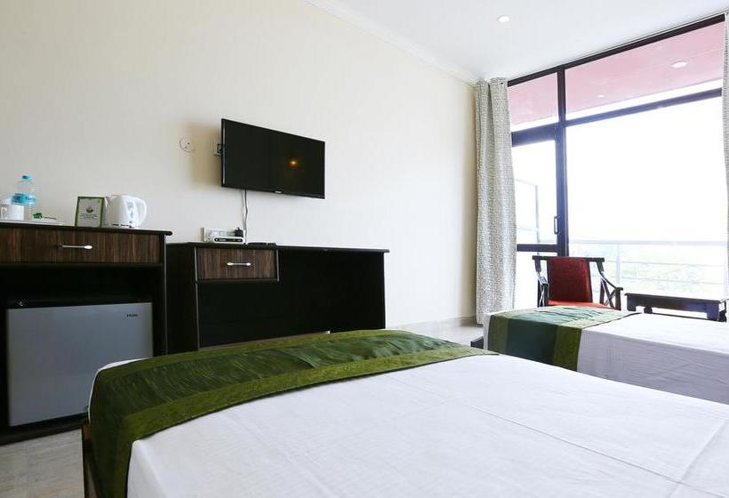 Hotel Treebo Blessing Bells 11