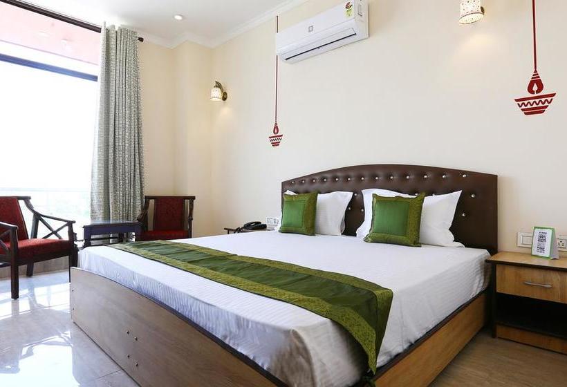 Hotel Treebo Blessing Bells 13