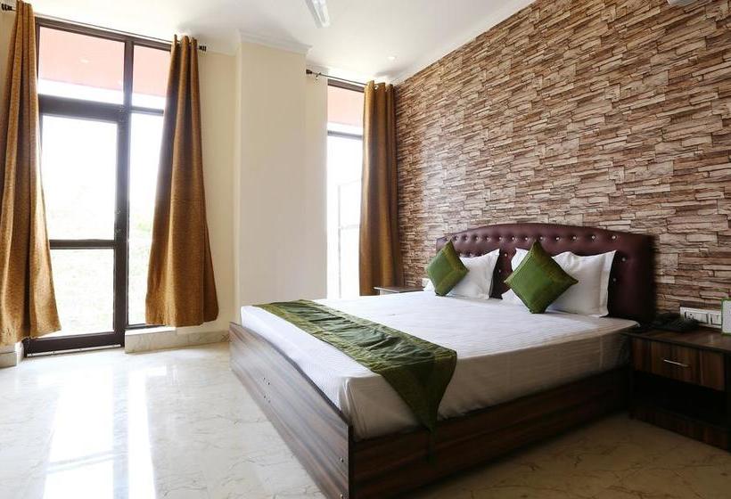 Hotel Treebo Blessing Bells 5