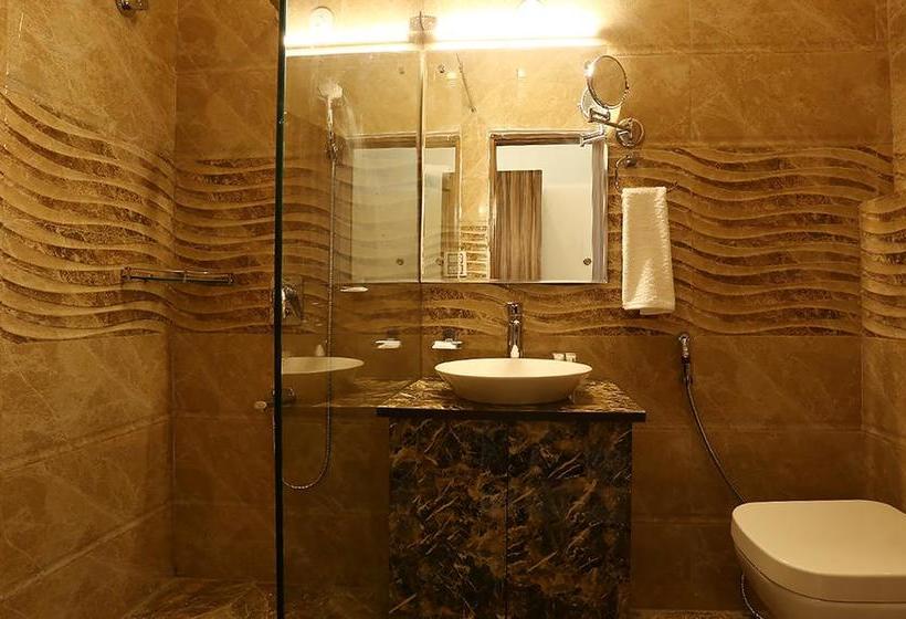 Hotel Treebo Blessing Bells 8