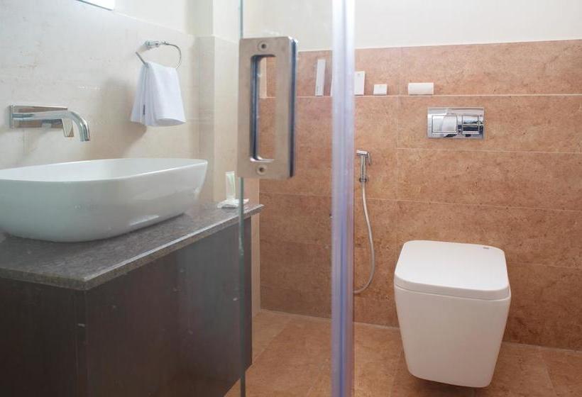 Hotel Treebo Celeste 17