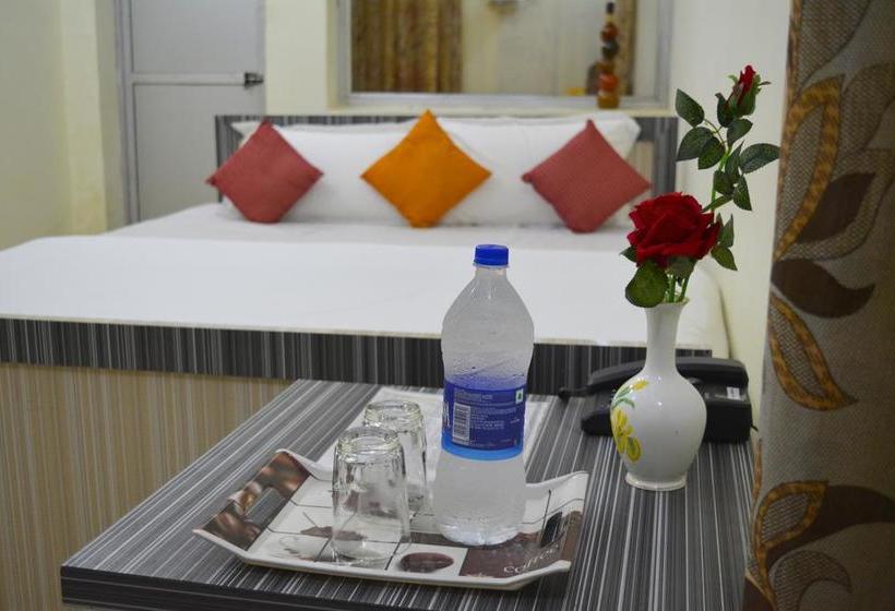 Bed and Breakfast Dhingra Residency 3