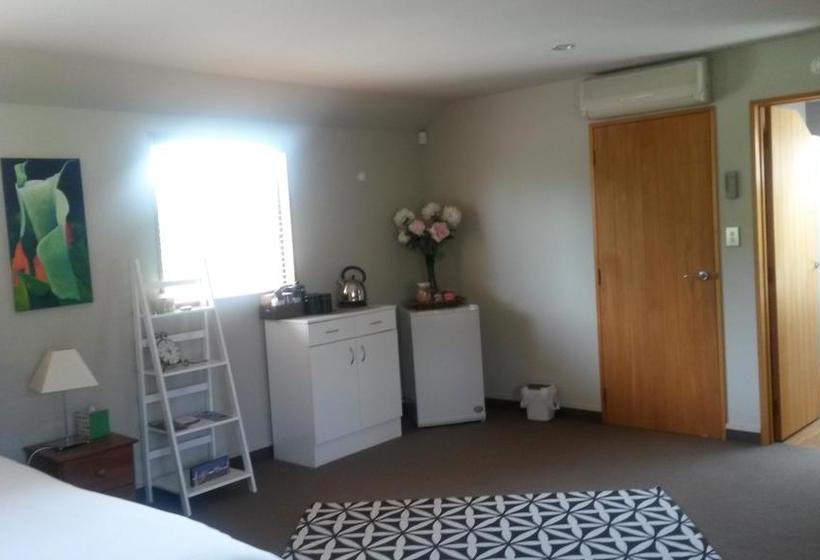 Bed and Breakfast Rockview B And B 6