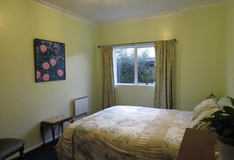 Bed and Breakfast Silvereye Retreat 12