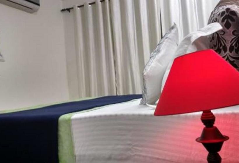 Bed and Breakfast Niketan Rooms Gurgaon 15