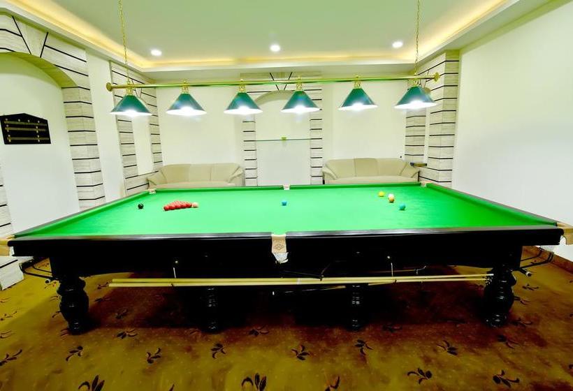 Hotel Fab Solaris Club & Resort 8