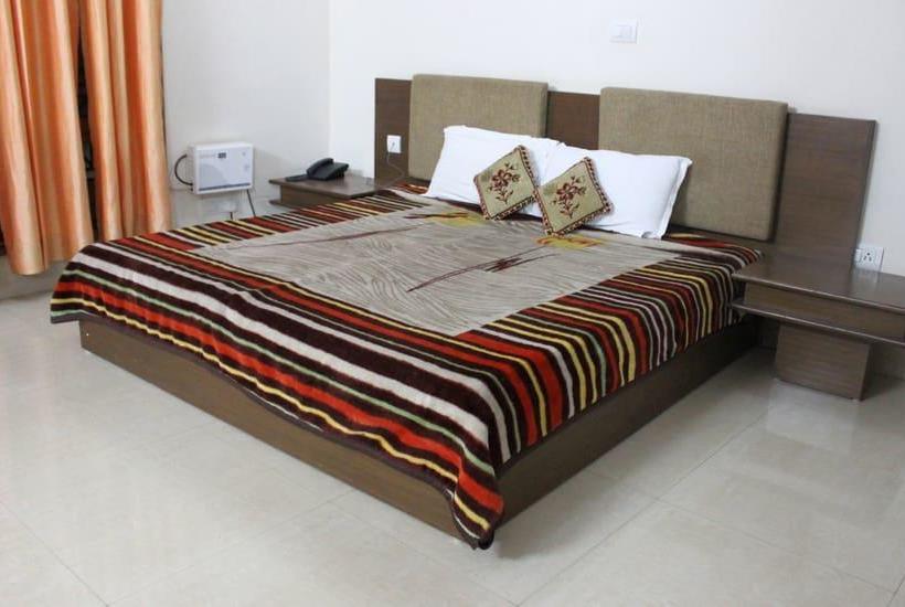 Hotel Prasanna Inn 10