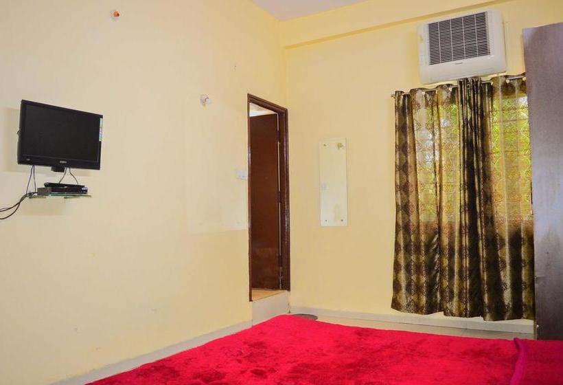 Hotel Laxmi Niwas 11