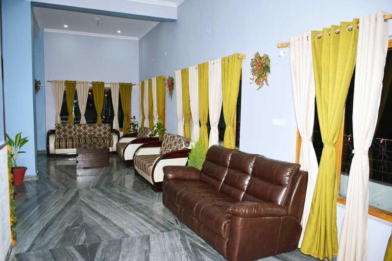 Hotel Jay Continental 11