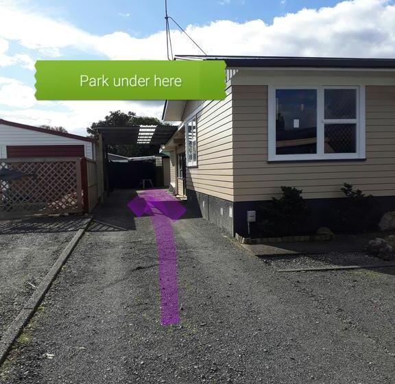 Bed and Breakfast Tiki Retreat 7