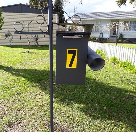 Bed and Breakfast Tiki Retreat 9