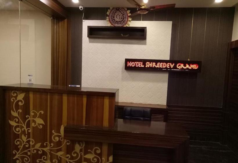Hotel Shreedev Grand 10