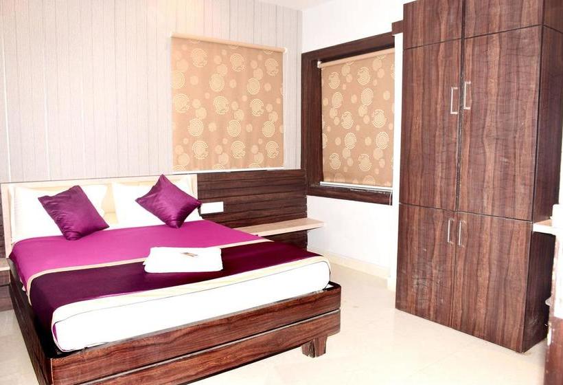 Hotel Shreedev Grand 15