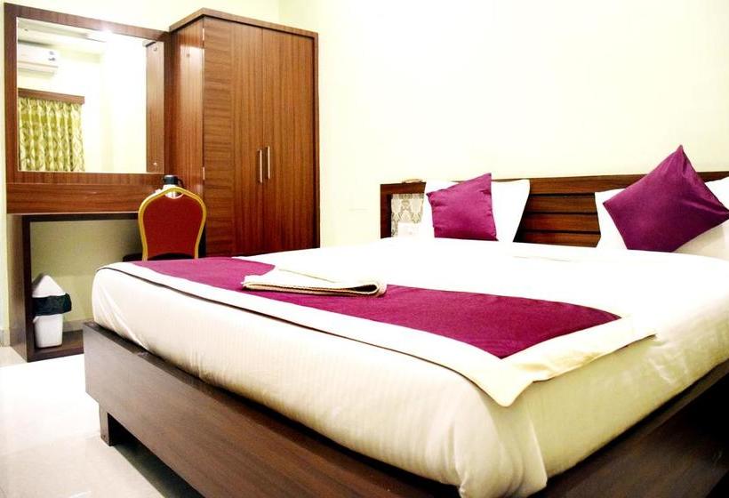 Hotel Shreedev Grand 7