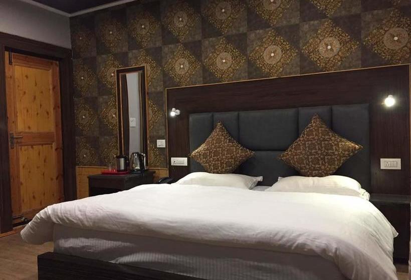 Hotel Moon View Resorts Pahalgam 2