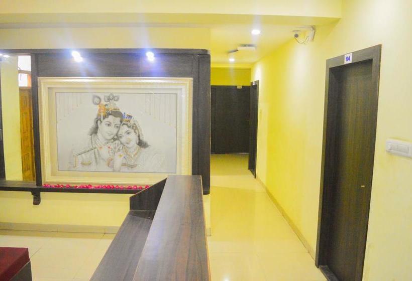 Hotel Uday Palace 11