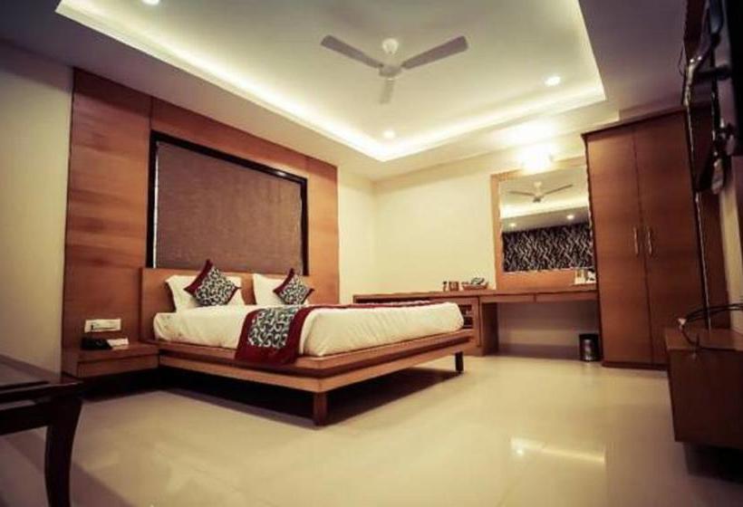 Hotel Grand Rajputana 12