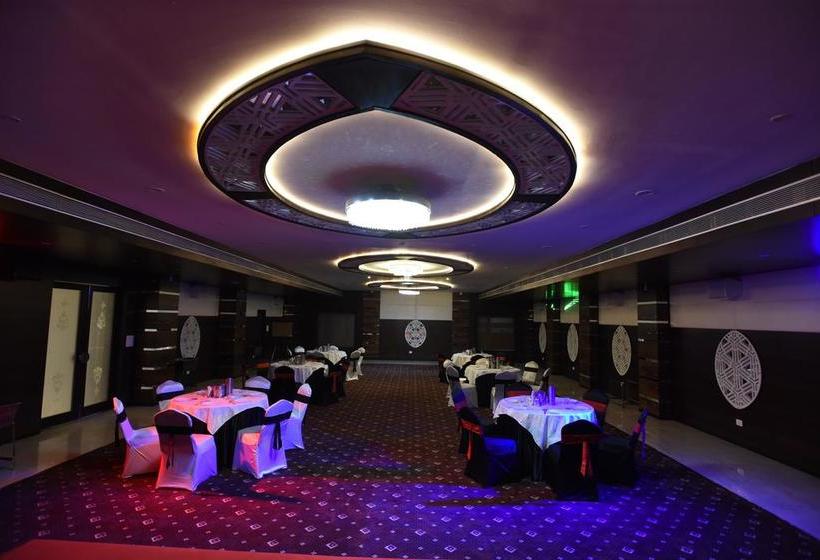 Hotel Grand Rajputana 13