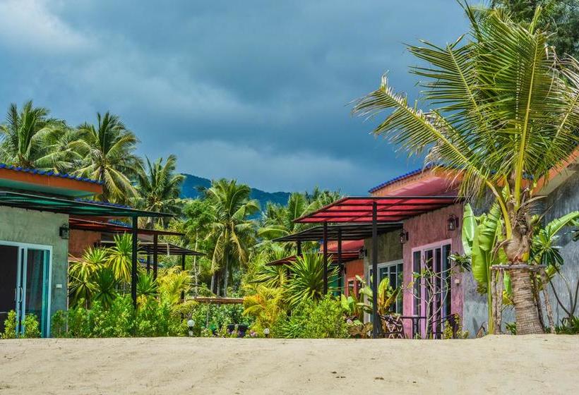 Resort Seaesta Beach 13