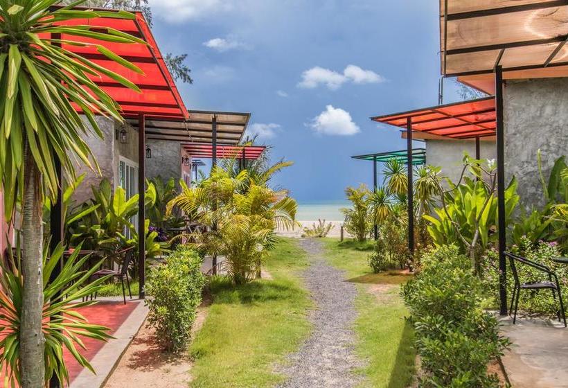 Resort Seaesta Beach 20