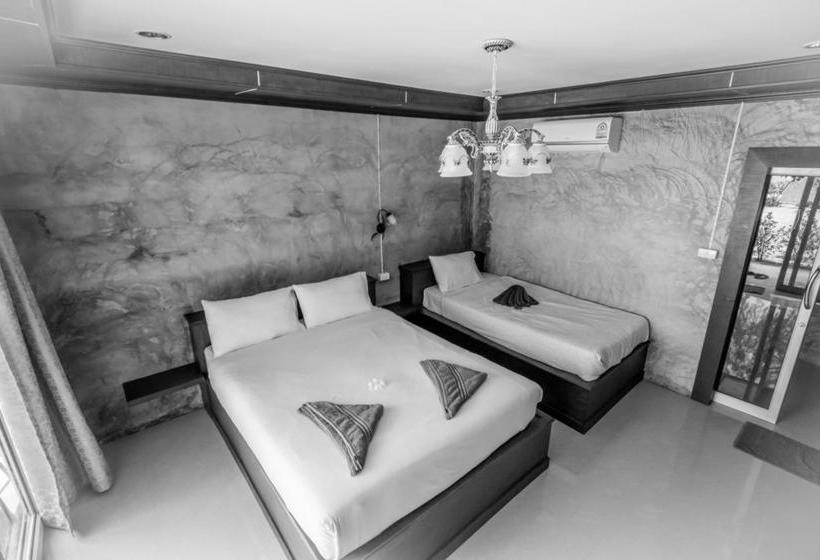 Resort Seaesta Beach 3