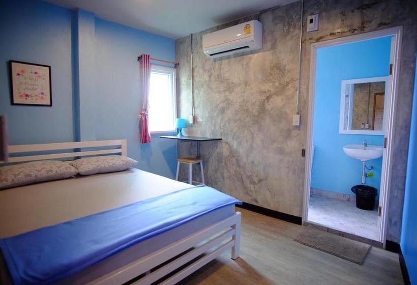 Nap Corner Hostel 11