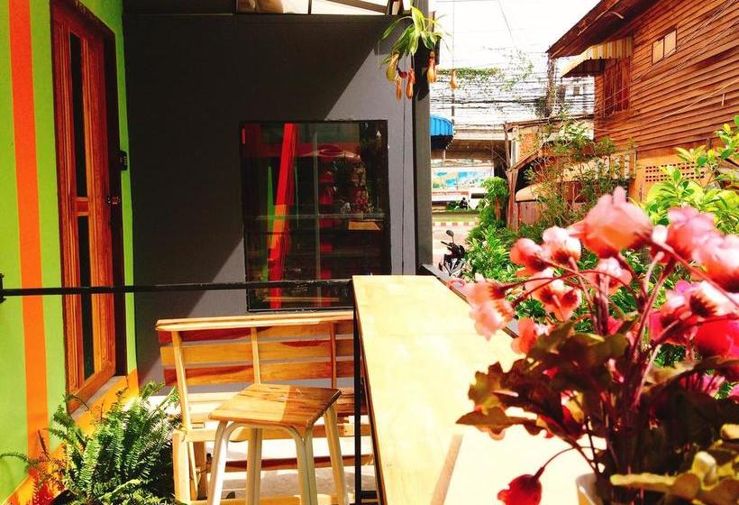 Nap Corner Hostel 13