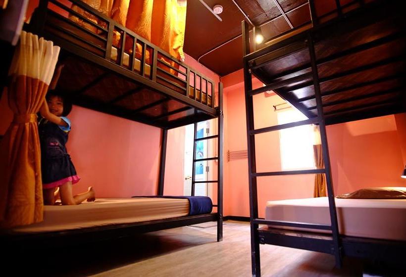 Nap Corner Hostel 14