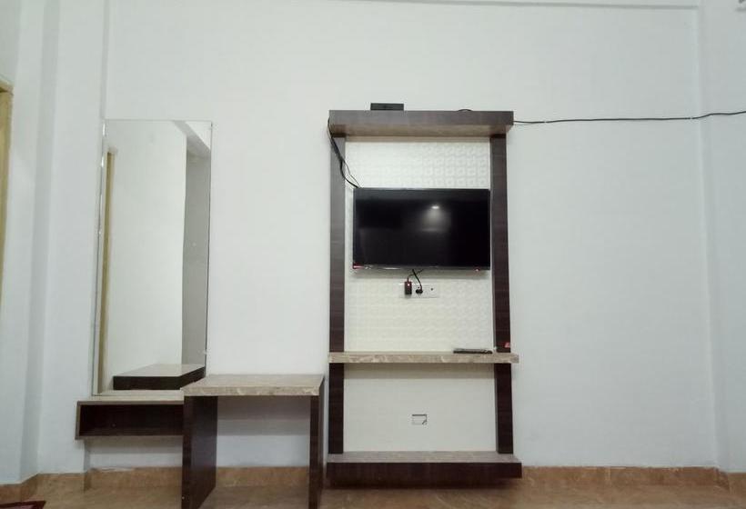 Hotel Yours Home Stay 16