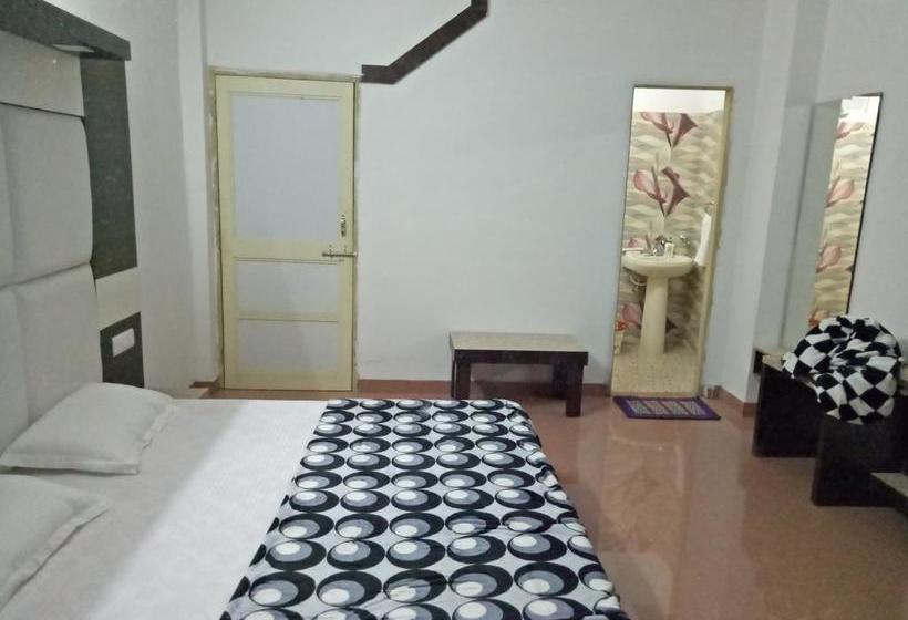 Hotel Yours Home Stay 2