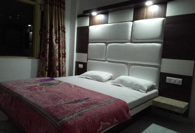 Hotel Yours Home Stay 4
