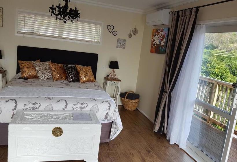 Kalani Retreat B&b 11